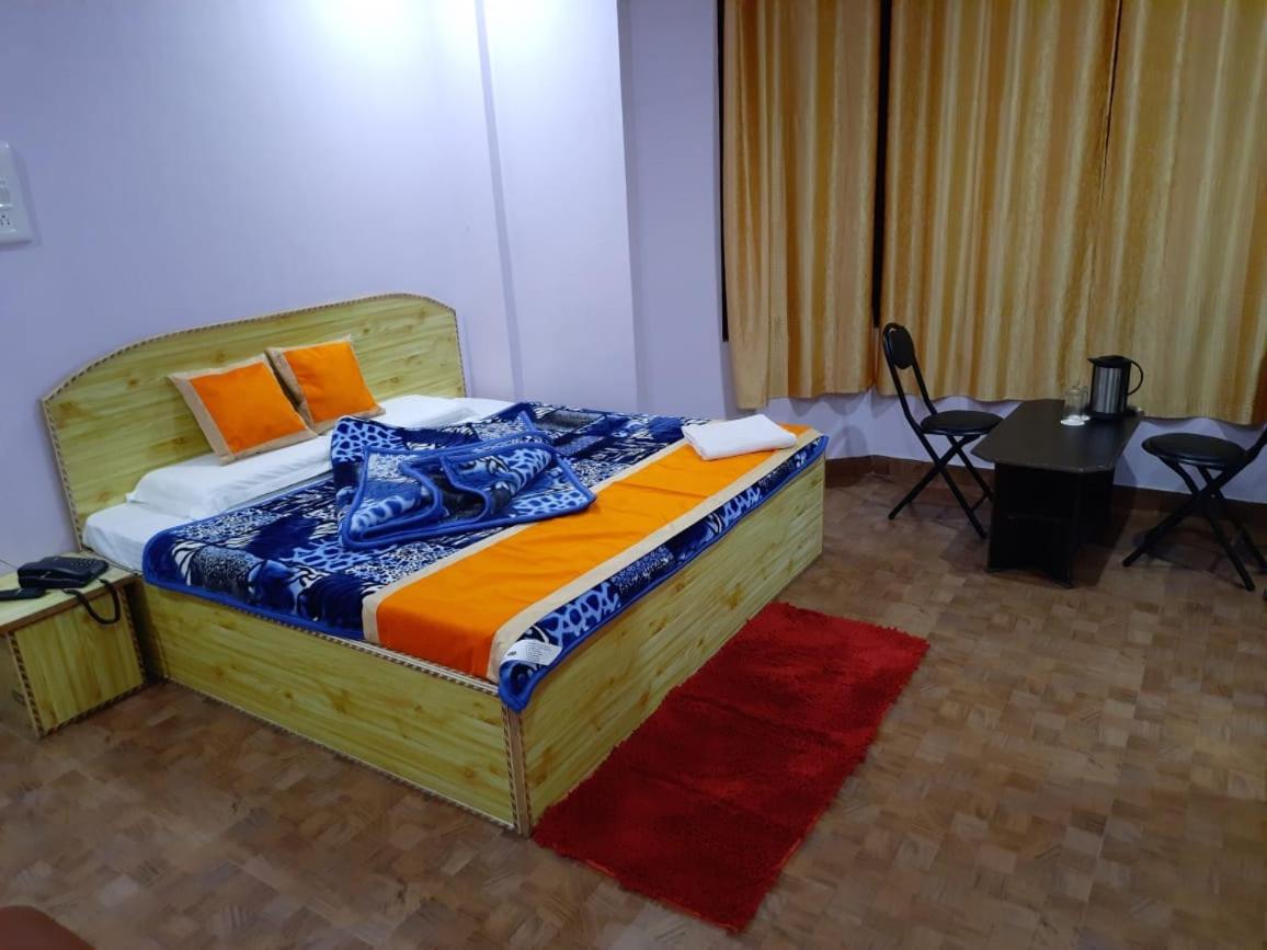 Hotel Alpine View Sarāhan Buitenkant foto