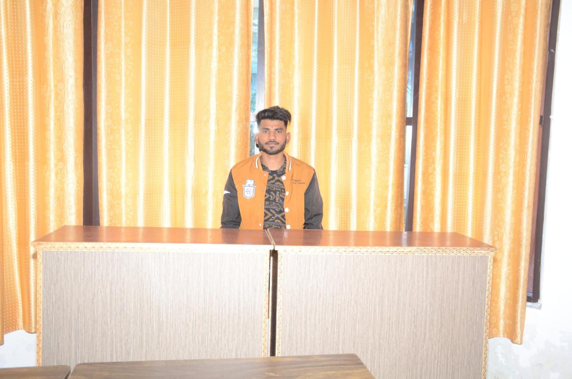 Hotel Alpine View Sarāhan Buitenkant foto