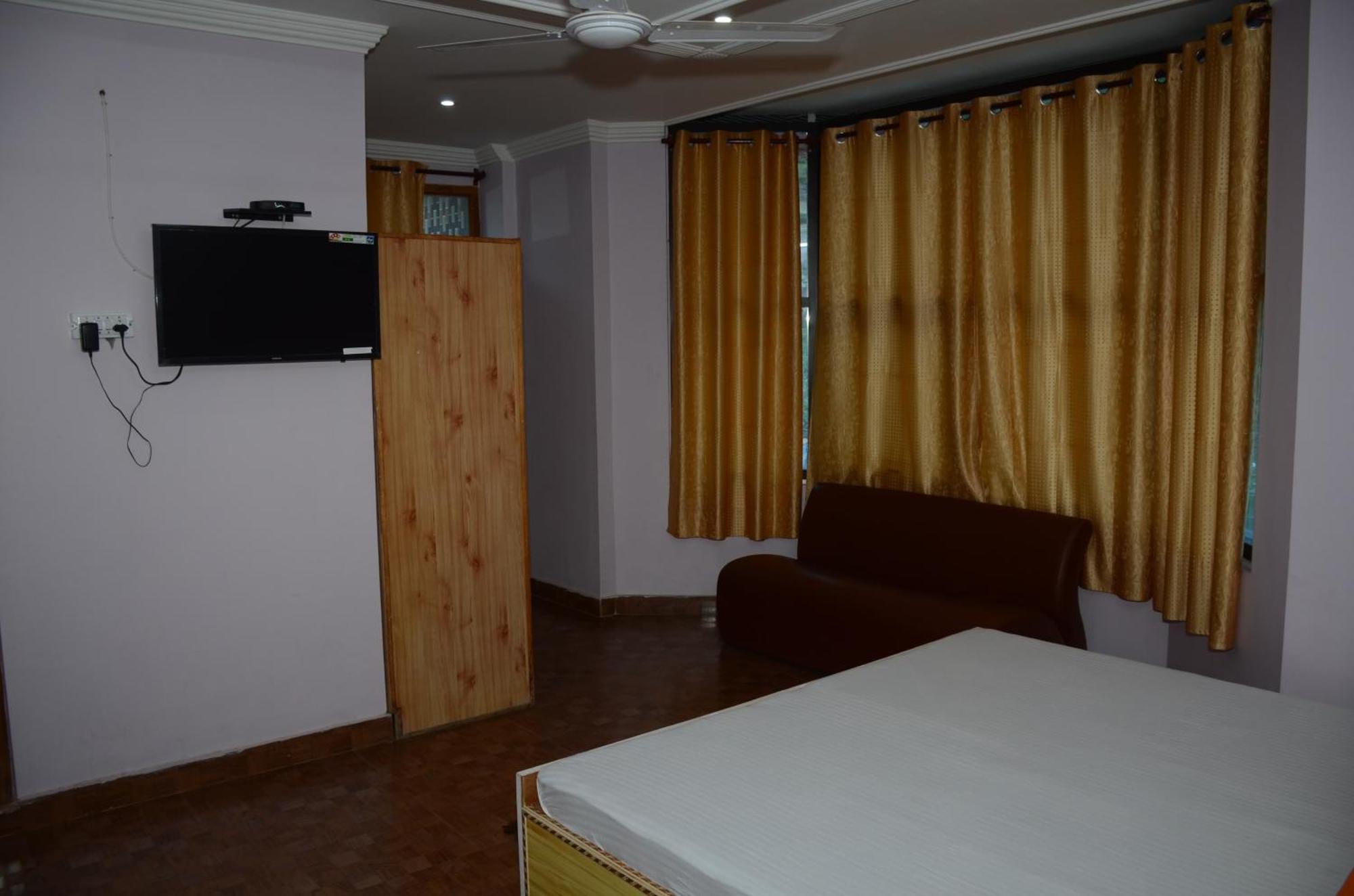 Hotel Alpine View Sarāhan Buitenkant foto